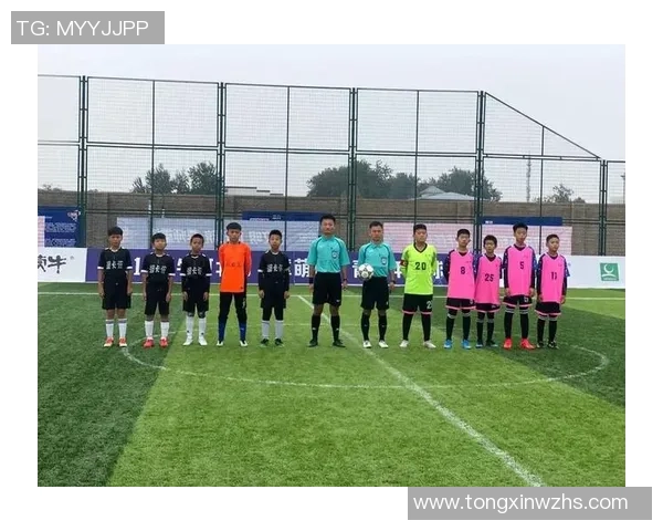 黑人足球明星展现魅力与才华引领全球运动潮流